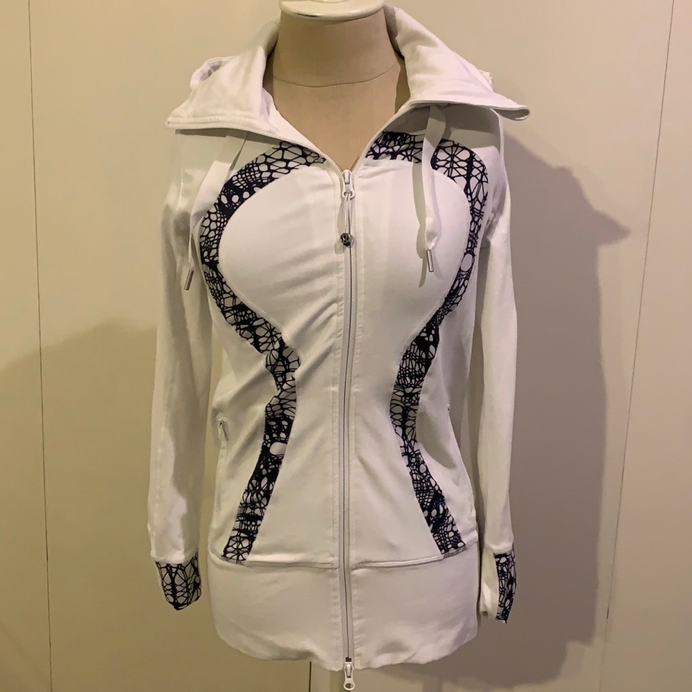 White lulu lemon jacket
